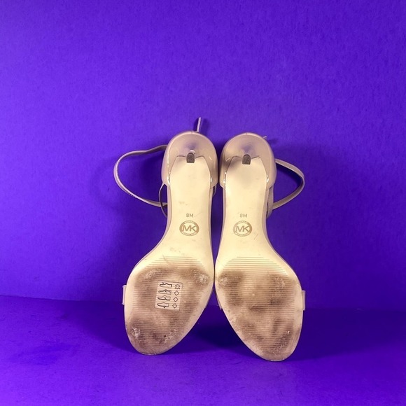 MICHAEL MICHAEL‎ KORS Beige Patent Leather Strappy Sandals Women's Size 8 - Picture 8 of 9